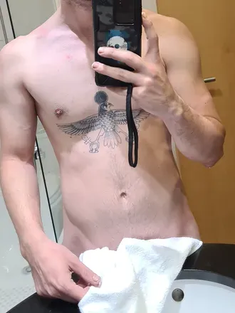 OnlyFans cuenta royal_10 avatar 1