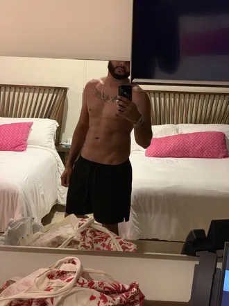 OnlyFans cuenta damnthatshottt header 1