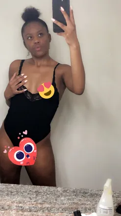 OnlyFans cuenta chanelchantel header 2
