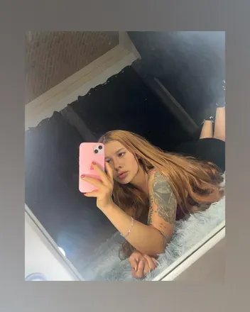 OnlyFans cuenta carlala1 header 2