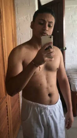 OnlyFans account  aronadriel header 2