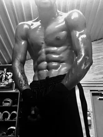 OnlyFans cuenta layemdown74 header 2