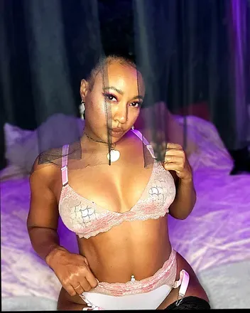 OnlyFans cuenta goddesslevianfoxx avatar 1