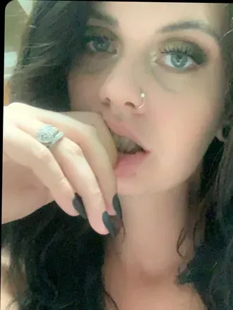 OnlyFans cuenta giannalilly2010 avatar 1
