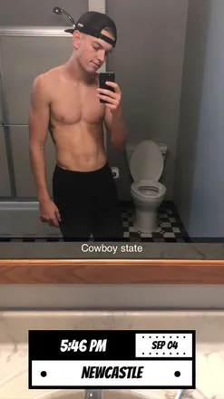 OnlyFans cuenta james.shores header 2