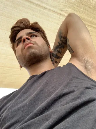 OnlyFans cuenta alej0311 avatar 1