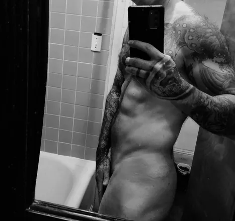 OnlyFans cuenta jtattoosu header 2