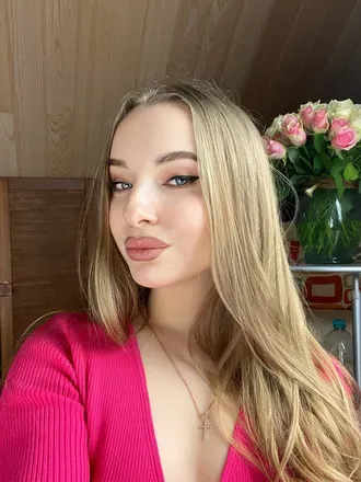 OnlyFans cuenta young01anna avatar 1