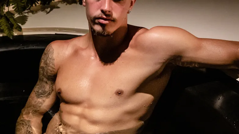OnlyFans cuenta robervalanonymous header 2