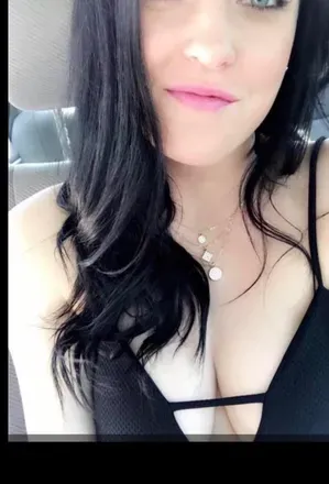 OnlyFans cuenta aprilshowers1992 avatar 1