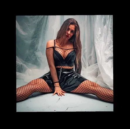 OnlyFans cuenta tyranudes header 2