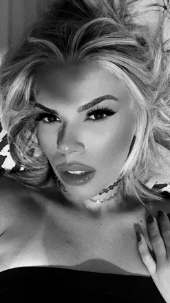 OnlyFans account  savageshantal19 avatar 1