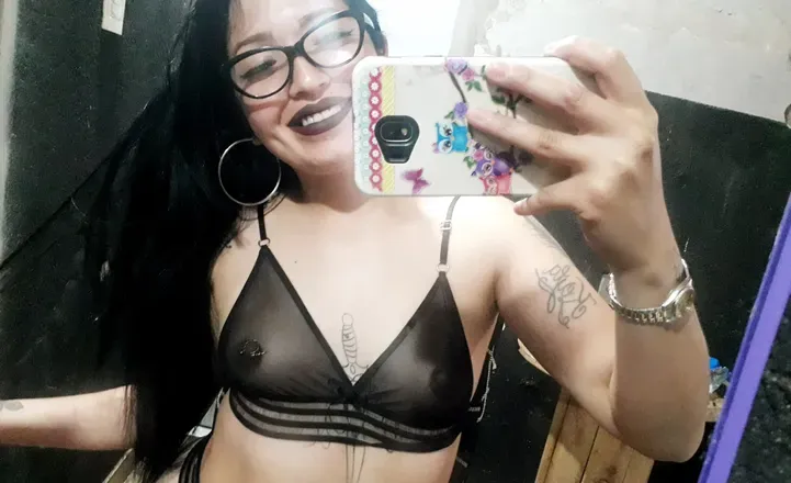 OnlyFans cuenta chinitaxx22 header 2