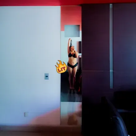OnlyFans cuenta victoriakushel header 2