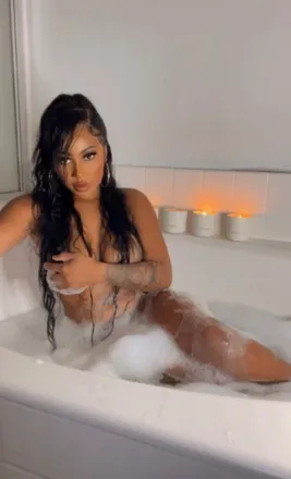 OnlyFans cuenta aaliyahalijai header 2
