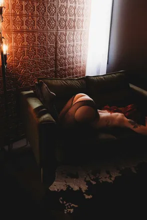 OnlyFans account  lmo247 header 2