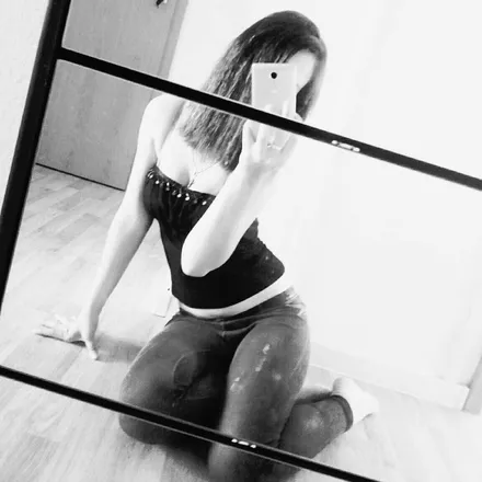 OnlyFans cuenta jennyhot96 header 2