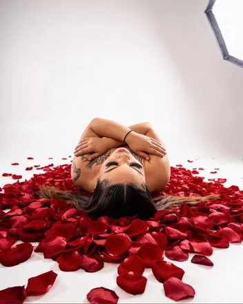 OnlyFans cuenta daisymulattoxxx header 2