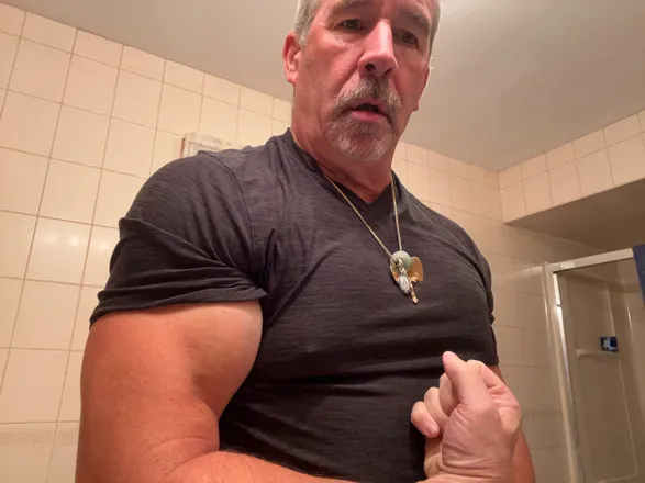 OnlyFans cuenta freakypeaks header 2