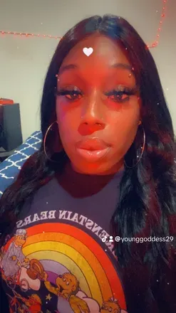 OnlyFans cuenta younggoddess29 avatar 1