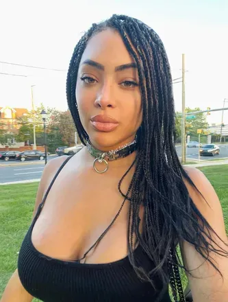 OnlyFans account  realmyalashaun avatar 1
