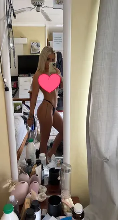 OnlyFans cuenta blondebarbie2 header 2