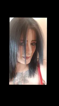 OnlyFans account  green-eyedraven header 2