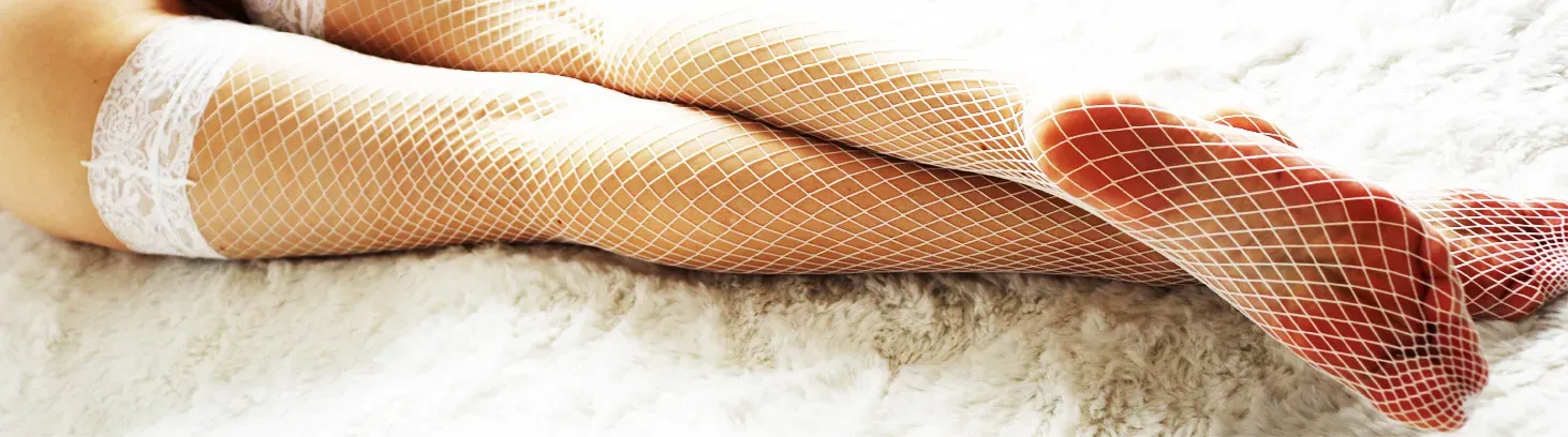 OnlyFans cuenta rosiepawslondon header 2