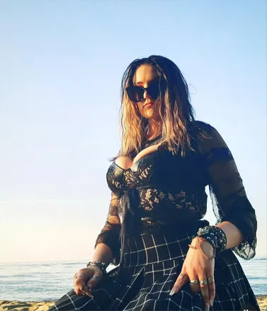 OnlyFans cuenta elisadarknight header 2