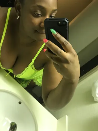 OnlyFans cuenta lovelytima header 2