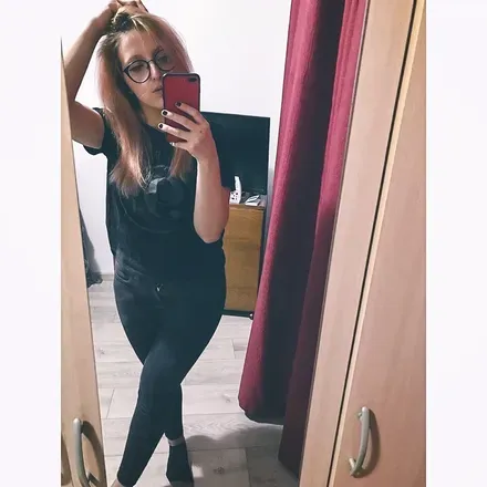 OnlyFans account  xloreeee avatar 1
