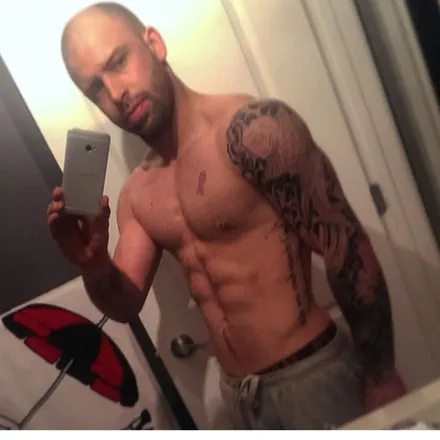 OnlyFans cuenta bcornish88 header 2
