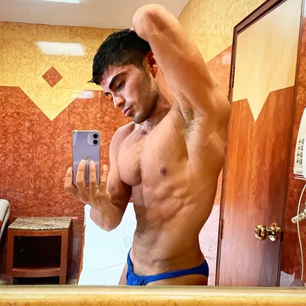 OnlyFans cuenta u211899248 header 2