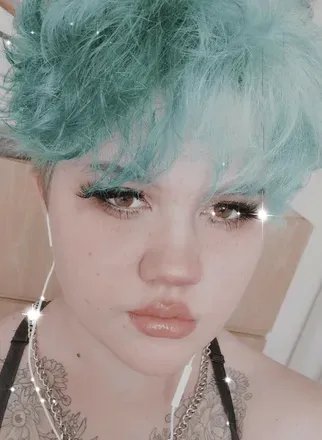 OnlyFans cuenta peach.is.a.pear avatar 1