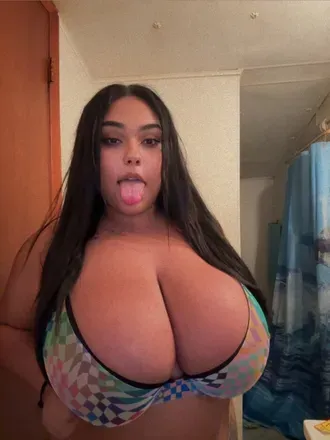 OnlyFans cuenta alexizzmuffinn header 2