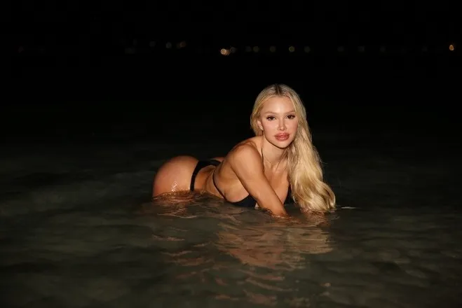 OnlyFans account  biancacastellefree header 2