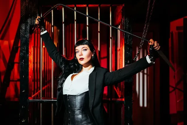 OnlyFans cuenta mistressgoddessaurora header 2