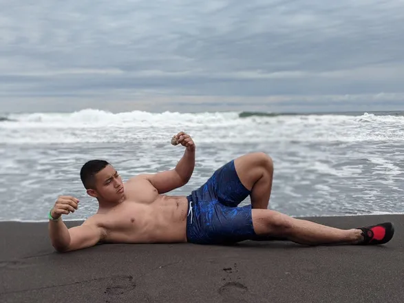OnlyFans cuenta josumorales99 header 2