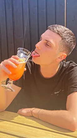OnlyFans cuenta manuge header 2