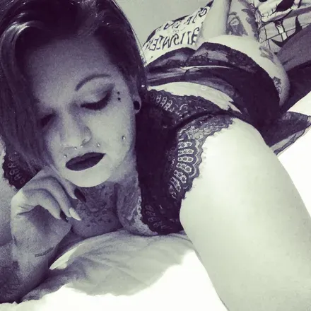 OnlyFans account  gingysnack header 2