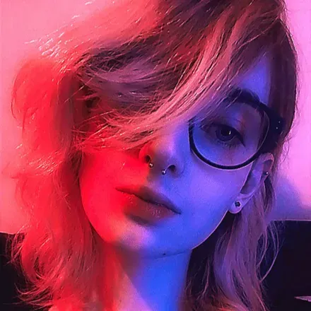 OnlyFans cuenta eve_is_shy avatar 1
