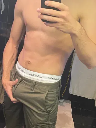 OnlyFans cuenta teenitalian20 avatar 1
