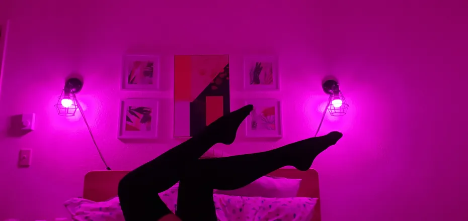 OnlyFans account  livingdeadgirlz header 2