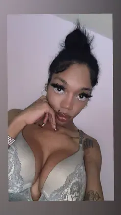 OnlyFans cuenta alyssareneplz avatar 1