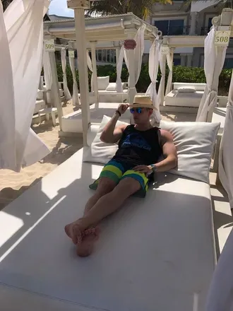 OnlyFans cuenta kevincage10 header 2