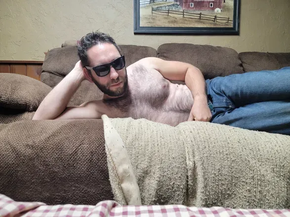 OnlyFans account  bigbear6911 header 2