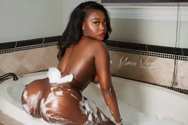 OnlyFans cuenta ilovechocolattee avatar 1