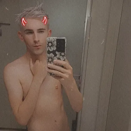 OnlyFans account  adamnova avatar 1