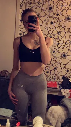OnlyFans cuenta laramakeseasy avatar 1