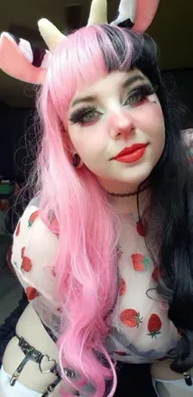OnlyFans account  yourwitchygirl_free avatar 1